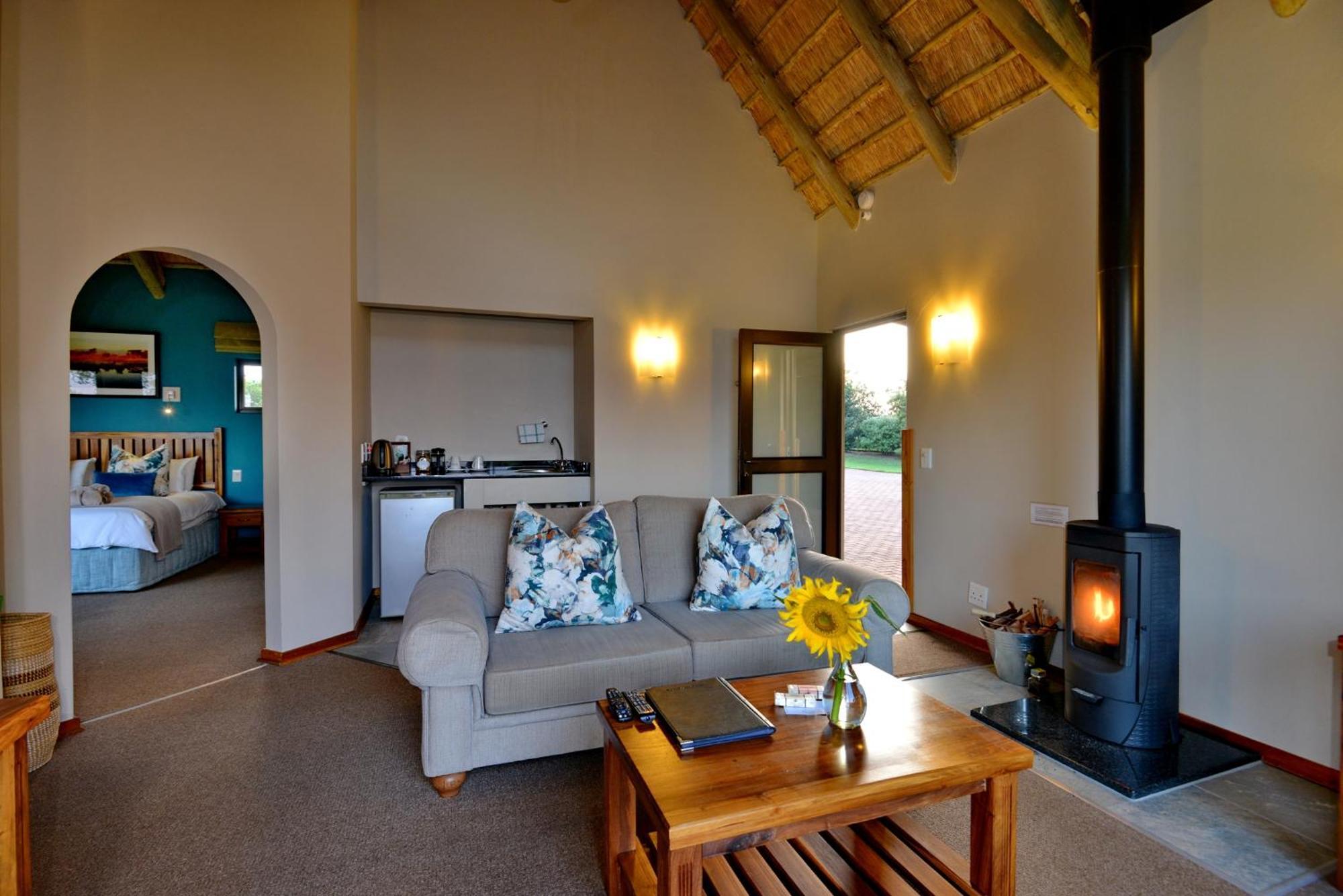 Montusi Mountain Lodge Bonjaneni Экстерьер фото